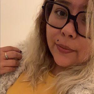 Meet your Posher, Vanessa